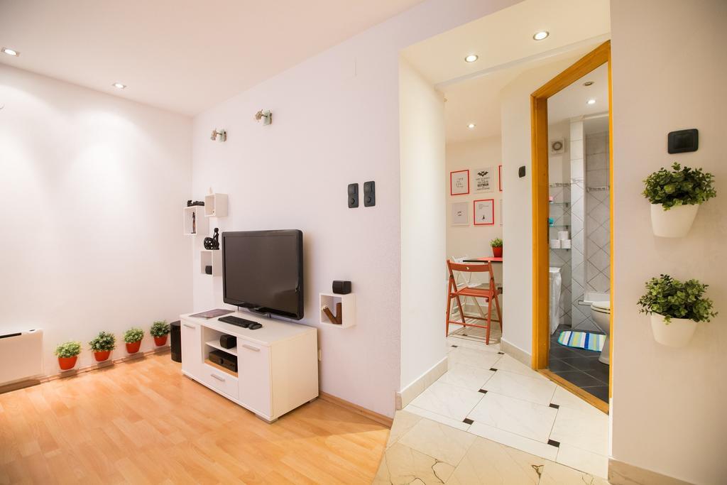 Eazzynight Center Apartment Zagreb Habitación foto